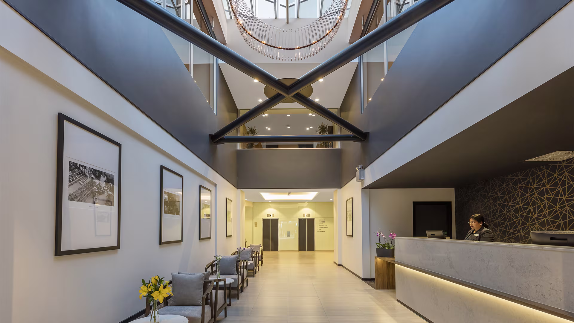 The lobby entrance at Oaks Hotel Wellington